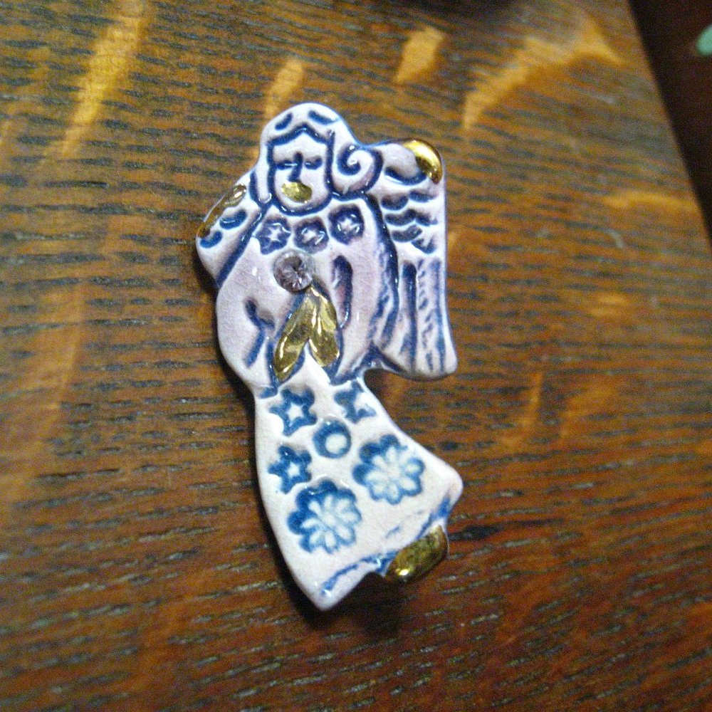😇 Guardian Angel Handmade Ceramic Lapel Pin